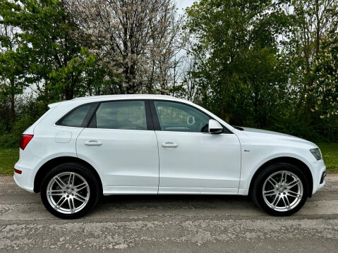 Audi Q5 2.0 TDI S line S Tronic quattro Euro 5 5dr 6