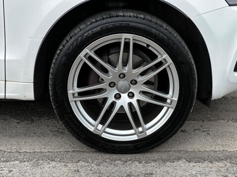 Audi Q5 2.0 TDI S line S Tronic quattro Euro 5 5dr 30