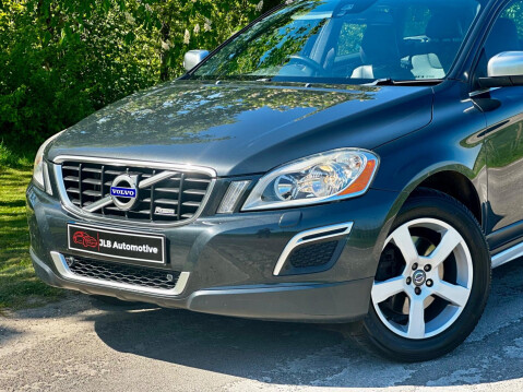 Volvo XC60 2.4 D5 R-Design Nav Geartronic AWD Euro 5 5dr 24