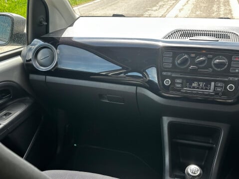 Volkswagen Up 1.0 Move up! Euro 6 3dr 19