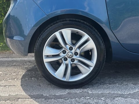 Vauxhall Meriva 1.4i Turbo SE Euro 6 5dr 29