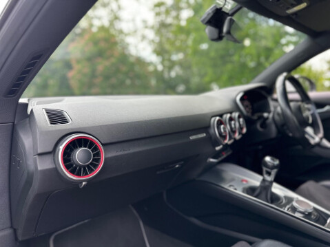 Audi TT 2.0 TDI ultra Sport Euro 6 (s/s) 3dr 19