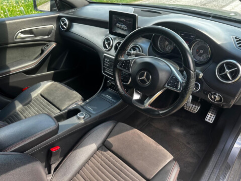 Mercedes-Benz CLA Class 2.1 CLA220d AMG Sport Coupe 7G-DCT Euro 6 (s/s) 4dr 3