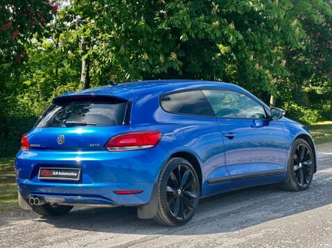 Volkswagen Scirocco 2.0 TDI GT Euro 5 3dr (Leather, Nav) 4