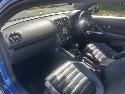 Volkswagen Scirocco 2.0 TDI GT Euro 5 3dr (Leather, Nav) 10