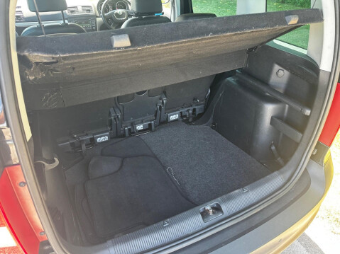 Skoda Yeti 2.0 TDI Elegance 4WD Euro 5 5dr 17