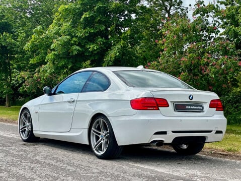BMW 3 Series 2.0 320d Sport Plus Edition Euro 5 (s/s) 2dr 6