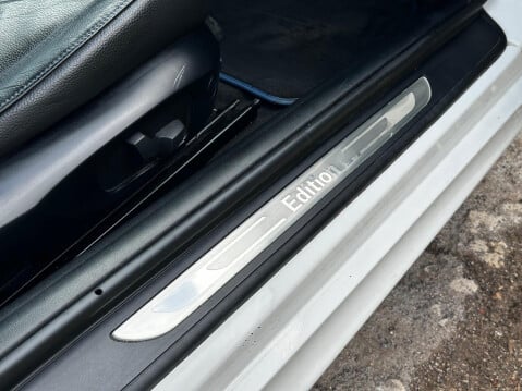 BMW 3 Series 2.0 320d Sport Plus Edition Euro 5 (s/s) 2dr 23
