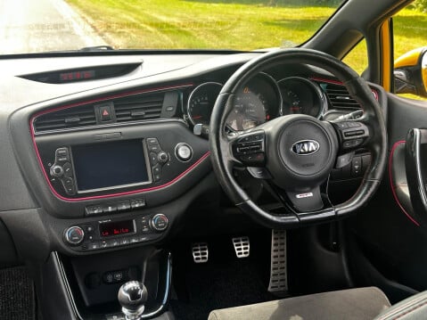 Kia Ceed 1.6 T-GDi GT Euro 5 5dr 12