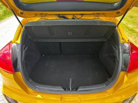 Kia Ceed 1.6 T-GDi GT Euro 5 5dr 25
