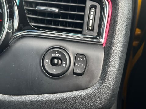Kia Ceed 1.6 T-GDi GT Euro 5 5dr 32