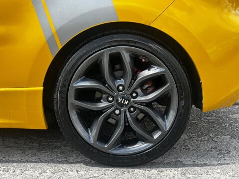 Kia Ceed 1.6 T-GDi GT Euro 5 5dr 35