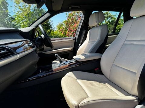 BMW X5 3.0 40d M Sport Steptronic xDrive Euro 5 5dr 8
