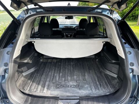 Nissan X-Trail 1.6 dCi N-Vision 4WD Euro 6 (s/s) 5dr 25