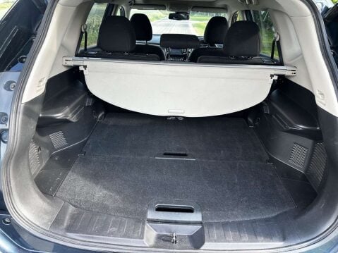 Nissan X-Trail 1.6 dCi N-Vision 4WD Euro 6 (s/s) 5dr 27