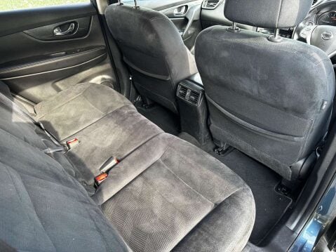 Nissan X-Trail 1.6 dCi N-Vision 4WD Euro 6 (s/s) 5dr 29