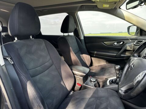 Nissan X-Trail 1.6 dCi N-Vision 4WD Euro 6 (s/s) 5dr 30