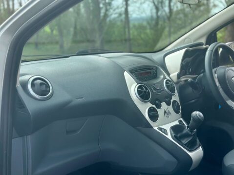 Ford Ka 1.2 Zetec Euro 4 3dr 23