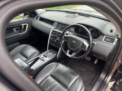 Land Rover Discovery Sport 2.2 Discovery Sport HSE SD4 Auto 4WD 5dr 16