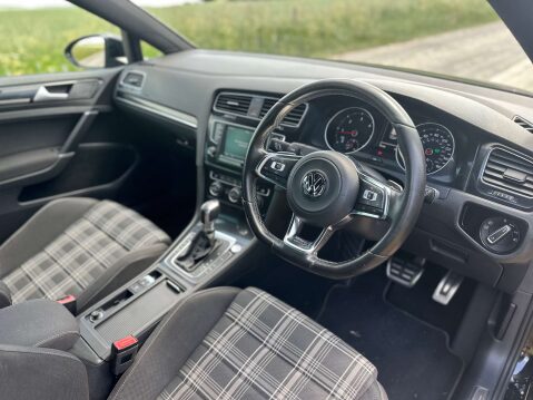 Volkswagen Golf 2.0 Golf GTD Semi-Auto 5dr 3