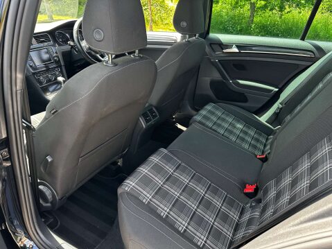 Volkswagen Golf 2.0 Golf GTD Semi-Auto 5dr 28