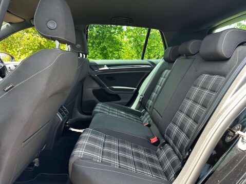 Volkswagen Golf 2.0 Golf GTD Semi-Auto 5dr 38