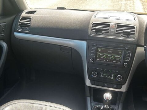 Skoda Yeti 2.0 TDI Elegance 4WD Euro 5 5dr 15