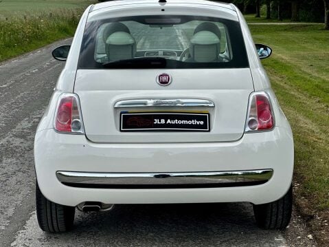 Fiat 500 1.2 500 Lounge RHD 3dr 10