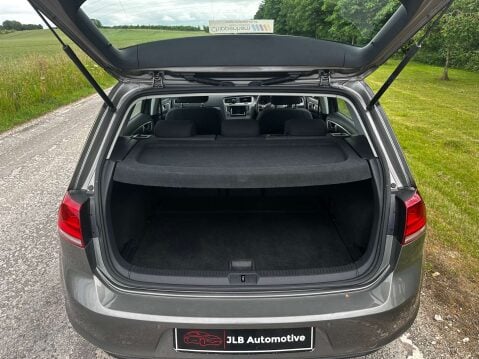 Volkswagen Golf 1.6 Golf Match TDI BlueMotion Technology Semi-Auto 5dr 31