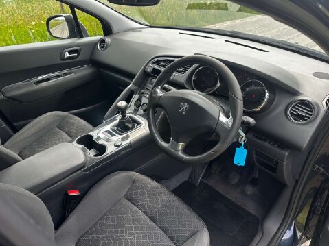 Peugeot 3008 1.6 3008 Active HDi 5dr 11