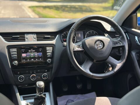 Skoda Octavia 2.0 Octavia Elegance TDI CR 5dr 24