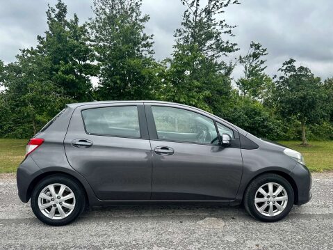 Toyota Yaris 1.3 Yaris TR VVT-i 5dr 4