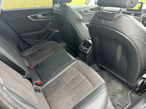 Audi A4 2.0 A4 S Line TFSI Semi-Auto 4dr 34