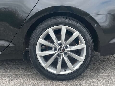Volkswagen Golf 2.0 Golf GT BlueMotion Technology TDI 5dr 18