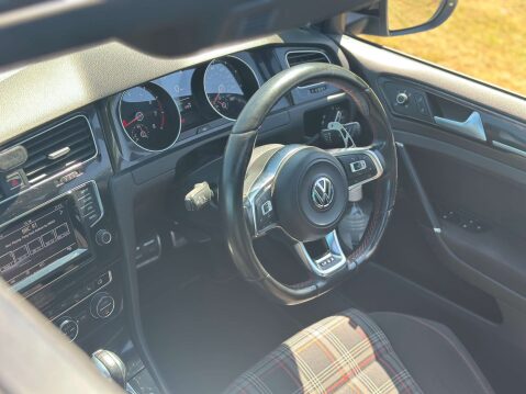 Volkswagen Golf 2.0 Golf GTi Semi-Auto 5dr 5
