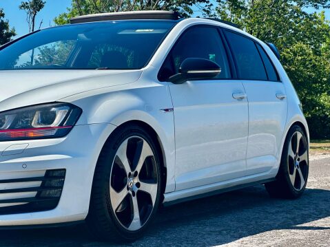 Volkswagen Golf 2.0 Golf GTi Semi-Auto 5dr 6