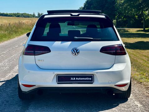 Volkswagen Golf 2.0 Golf GTi Semi-Auto 5dr 16