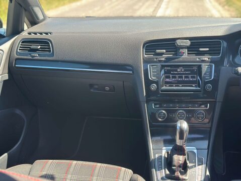 Volkswagen Golf 2.0 Golf GTi Semi-Auto 5dr 18