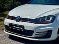 Volkswagen Golf 2.0 Golf GTi Semi-Auto 5dr 30