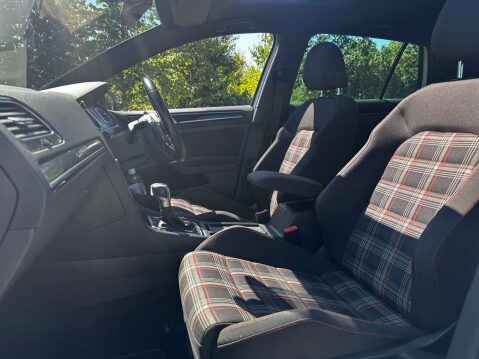 Volkswagen Golf 2.0 Golf GTi Semi-Auto 5dr 23