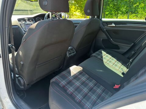 Volkswagen Golf 2.0 Golf GTi Semi-Auto 5dr 25