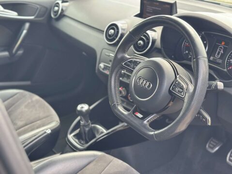 Audi A1 1.6 A1 Sportback TDI Black Edition 5dr 3