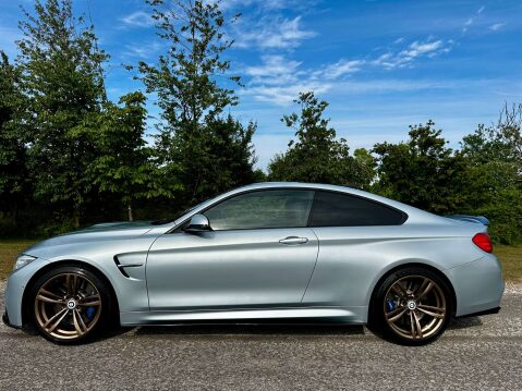 BMW 4 Series 3.0 M4 Semi-Auto 2dr 19
