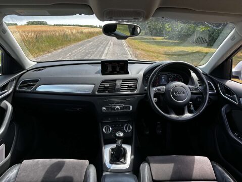 Audi Q3 2.0 Q3 SE TFSI Quattro 4WD 5dr 16