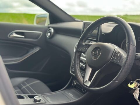 Mercedes-Benz A Class 1.6 A180 Sport Edition Hatchback 5dr Petrol 7G-DCT Euro 6 (s/s) (122 ps) 18