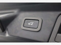 Land Rover Range Rover Velar 3.0 Range Rover Velar R-Dynamic SE D300 Auto 4WD 5dr 43
