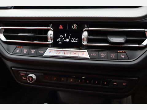 BMW 1 Series 1.5 118I M Sport Auto 5dr 43