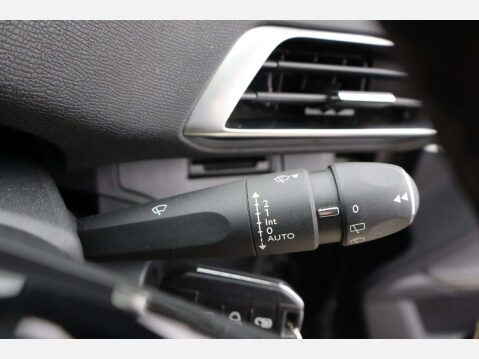 Peugeot 3008 1.2 3008 GT Line S/S 5dr 26