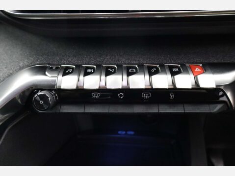 Peugeot 3008 1.2 3008 GT Line S/S 5dr 28