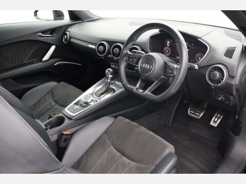 Audi TT 2.0 TT Black Edition TFSI Semi-Auto 3dr 11